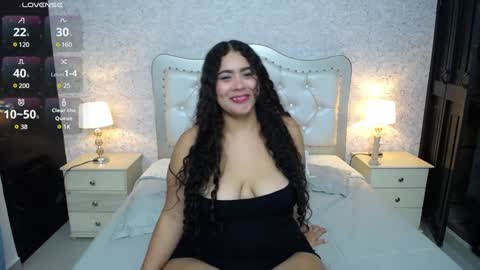 Snapshot of charlotte_gonsalez chatting on 6, 12, 2024 Charlotte online show from 6, 12, 2024