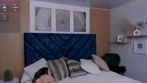 Snapshot of charlotte_mayers chatting on 15, 5, 2026 Charlotte Mayers online show from 15, 5, 2026