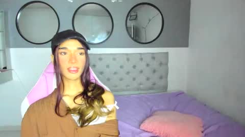 charlotte skiinny online show from 27, 11, 2025