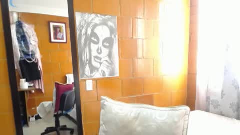 Charlotte online show from 23, 9, 2025