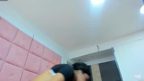 ANDRE online show from 6, 3, 2025