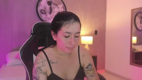 Charlottee online show from 10, 6, 2026