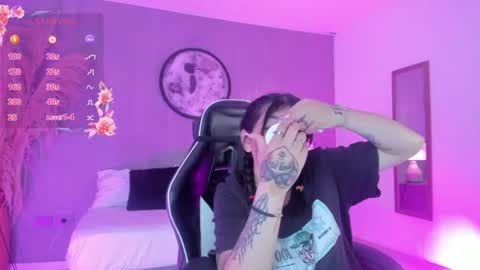 Snapshot of charlottee27_ chatting on 17, 7, 2026 Charlottee online show from 17, 7, 2026