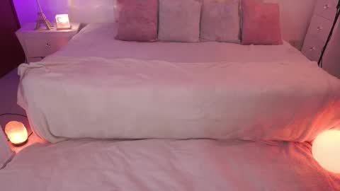 Snapshot of charlottejackson chatting on 2, 3, 2026 ill be online tomorrow December 1st online show from 2, 3, 2026