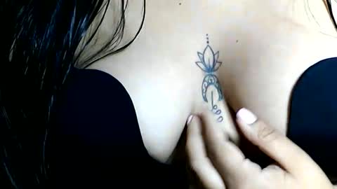 charlottequeen_21 online show from 12, 3, 2026