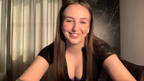 Snapshot of charlottexgold chatting on 9, 5, 2026 CharlotteXGold online show from 9, 5, 2026