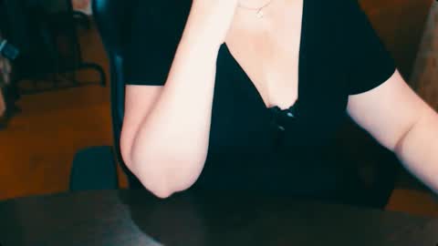 CharlotteXTasty online show from 29, 10, 2025