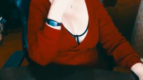 CharlotteXTasty online show from 25, 11, 2025