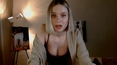 Michelle  online show from 10, 11, 2025