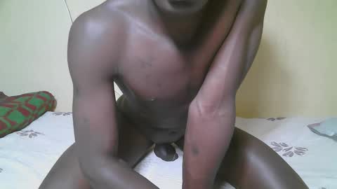 Snapshot of charmzboy chatting on 6, 10, 2025 charmzboy online show from 6, 10, 2025