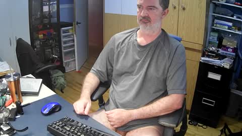 wanaBeYourToy online show from 24, 9, 2025