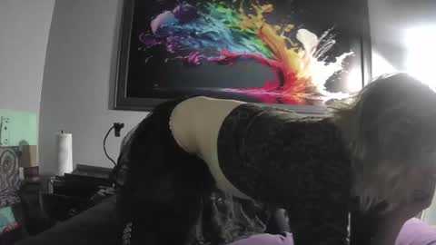 Snapshot of chaton_ds chatting on 25, 10, 2025 Sarah online show from 25, 10, 2025