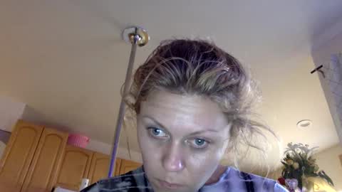 Snapshot of chaturhoe chatting on 25, 2, 2025 Rockhard Cockstar N Roxynyes online show from 25, 2, 2025