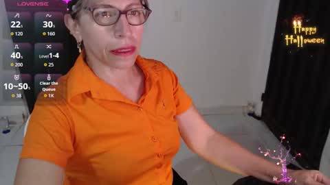 CHAYLA VICTORIA RUIZ  online show from 15, 11, 2025