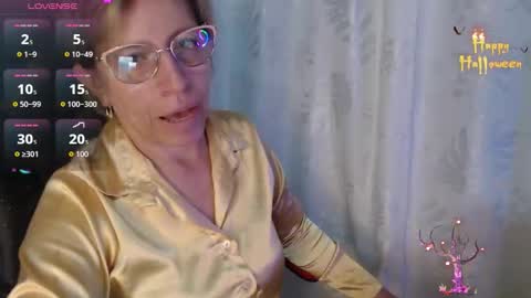 CHAYLA VICTORIA RUIZ  online show from 30, 11, 2025