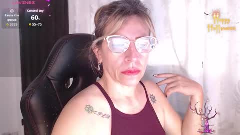 CHAYLA VICTORIA RUIZ  online show from 1, 12, 2025