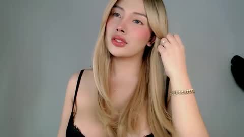 Snapshot of cheat_chat chatting on 14, 11, 2025 Athena online show from 14, 11, 2025