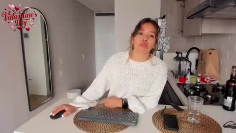 Regina Phalange online show from 14, 2, 2025