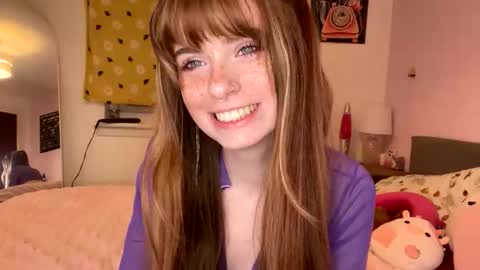 Snapshot of cheekykatx chatting on 27, 10, 2025 cheekykatx online show from 27, 10, 2025