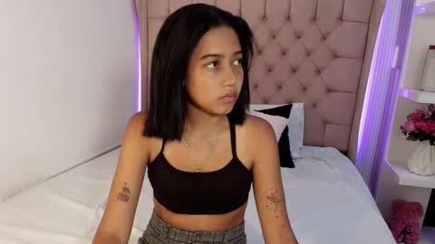 Snapshot of cheerry_moon chatting on 12, 11, 2025 cheerry_moon online show from 12, 11, 2025