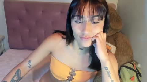 Snapshot of chellfox chatting on 13, 5, 2026 Chell online show from 13, 5, 2026