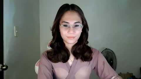 Snapshot of chelly4u69 chatting on 5, 6, 2026 chelly4u69 online show from 5, 6, 2026