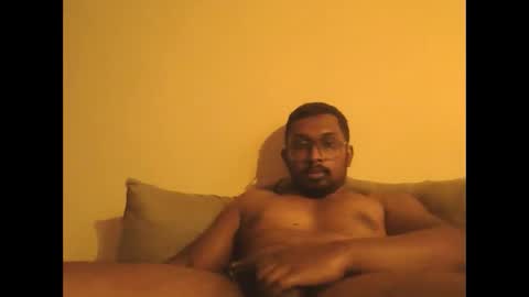 chennaibull1011 online show from 20, 4, 2026