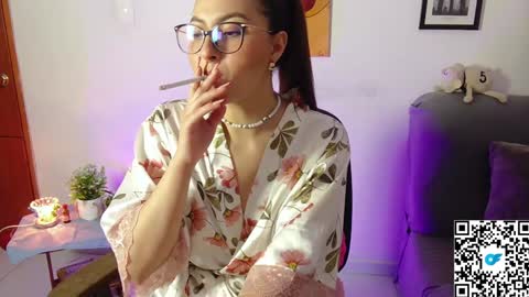 cherry   12am a 8am time colombia online show from 19, 12, 2024