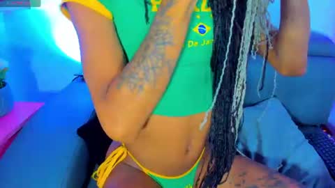 Snapshot of cherry_gate chatting on 5, 7, 2026 cherry_gate online show from 5, 7, 2026