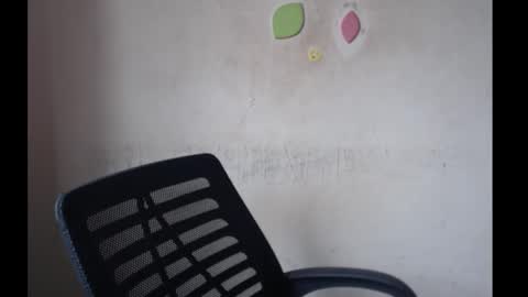 Snapshot of cherry_kissxx chatting on 10, 9, 2025 Ruth online show from 10, 9, 2025