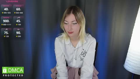 Snapshot of cherryblossomvibe chatting on 30, 5, 2026 Cherry online show from 30, 5, 2026