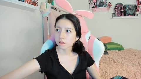 cherrycute666 online show from 12, 1, 2025