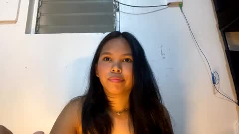 Snapshot of cherrynovax chatting on 27, 5, 2026 Bella online show from 27, 5, 2026