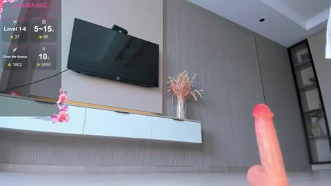 Snapshot of cherrypie_001 chatting on 2, 11, 2025 Aisu online show from 2, 11, 2025