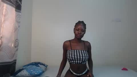 Snapshot of chessybee chatting on 18, 1, 2026 chessybee online show from 18, 1, 2026