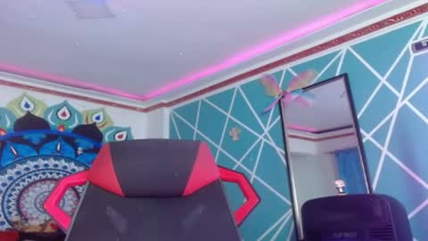 chico_explosivo online show from 2, 4, 2026