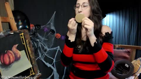 Nina   online show from 31, 10, 2025