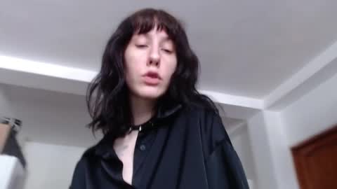 Snapshot of chill_julie chatting on 5, 4, 2026 Juliet online show from 5, 4, 2026