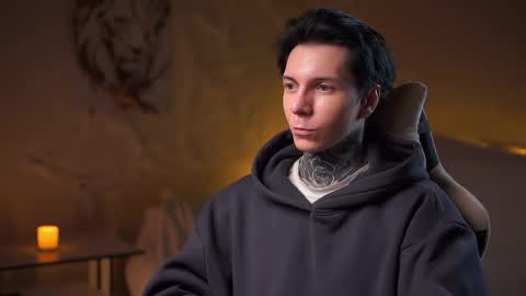 Snapshot of chillguy2k chatting on 25, 10, 2025 Rick online show from 25, 10, 2025