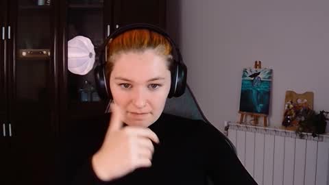 Bella online show from 6, 11, 2025