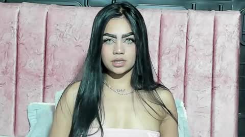 Cristal online show from 3, 12, 2025