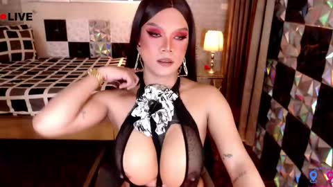 Franching Lee online show from 8, 11, 2025