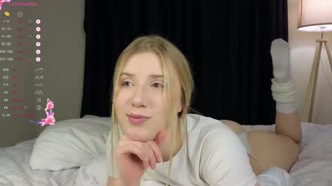 Arianaa Mourrr online show from 27, 2, 2025