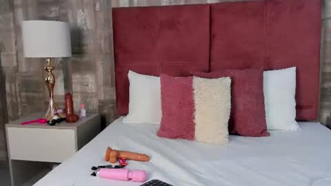 Snapshot of chloe_key chatting on 15, 7, 2026 chloe_key online show from 15, 7, 2026