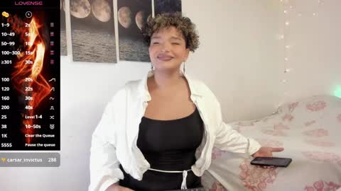 chloe_kisses online show from 2, 6, 2026