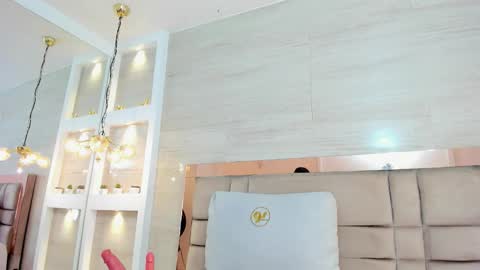  CHLOE  online show from 2, 3, 2026