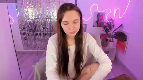 Chloe online show from 3, 7, 2026