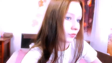 Snapshot of chloe_wifeys chatting on 3, 7, 2026 Chloe online show from 3, 7, 2026