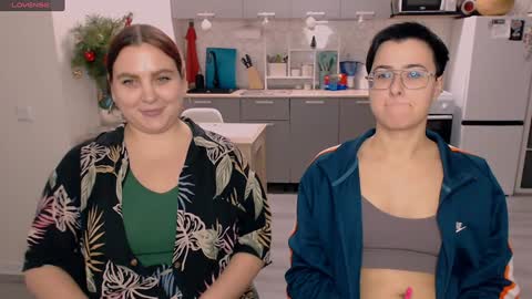 Eva and Sandra online show from 8, 1, 2025