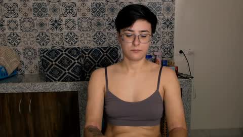 Eva and Sandra online show from 8, 2, 2025